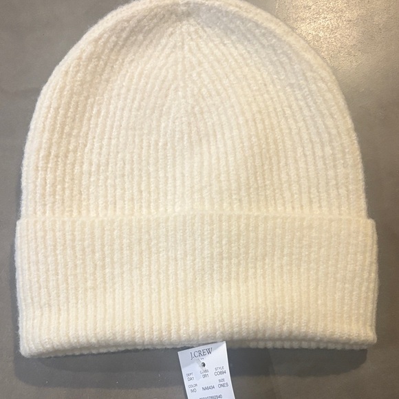 J. Crew, women’s Knit Beanies - Cream, Tan, and Burgundy, OS, NWT - Picture 5 of 7